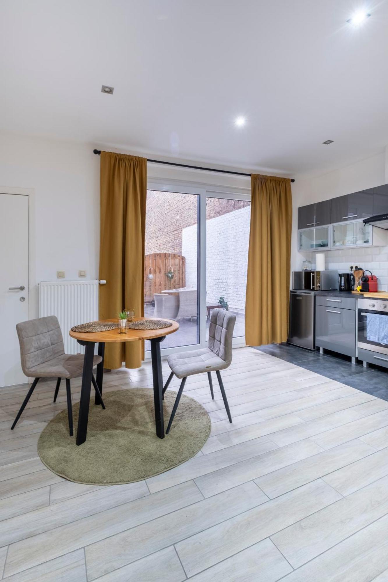 AMG - Deluxe Apartments Charleroi Chambre photo